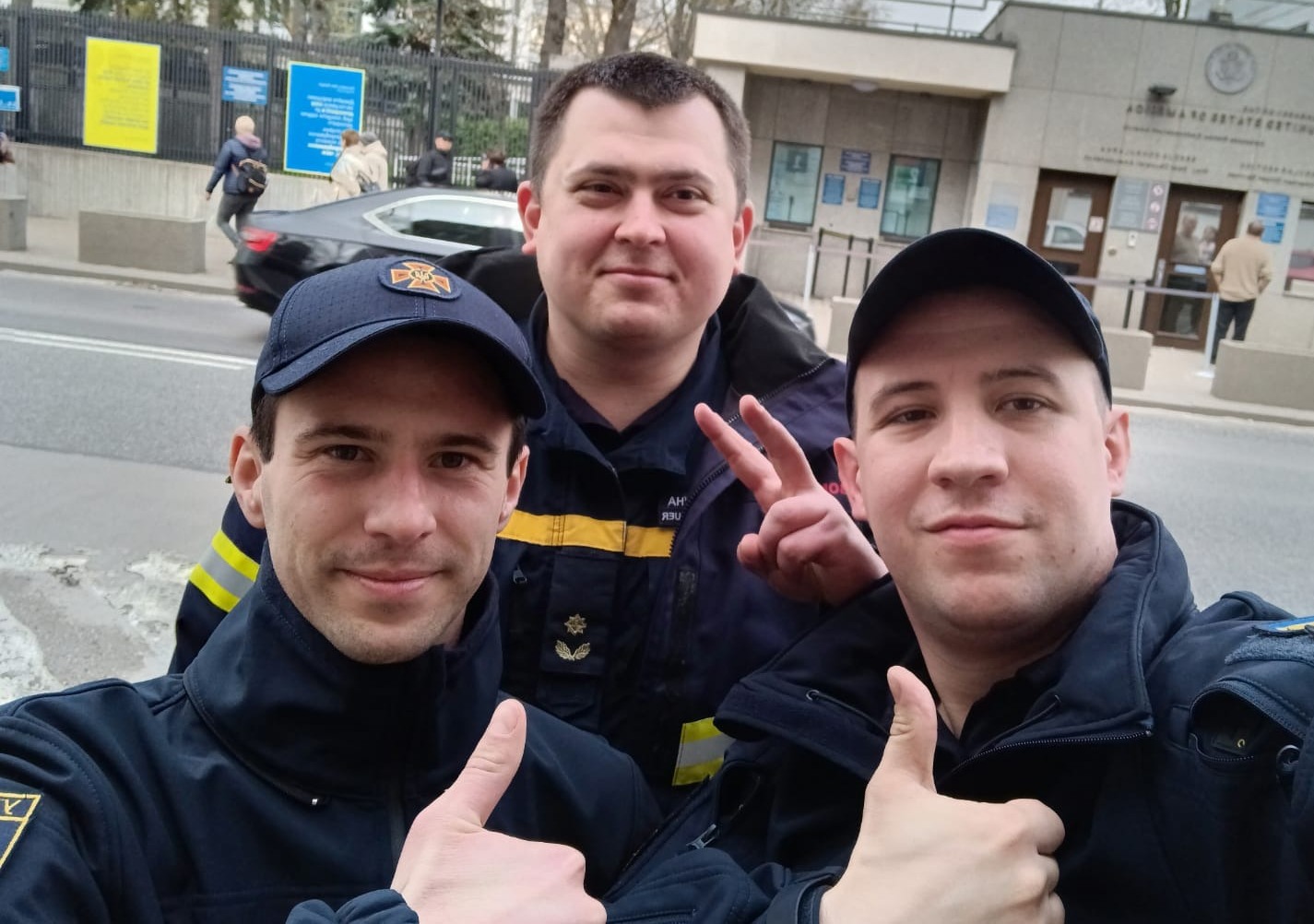 Ukrainian firefighters are coming to the USA: who are they